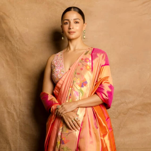 Alia Bhatt stuns in a Paithani Saree for Wave Summit