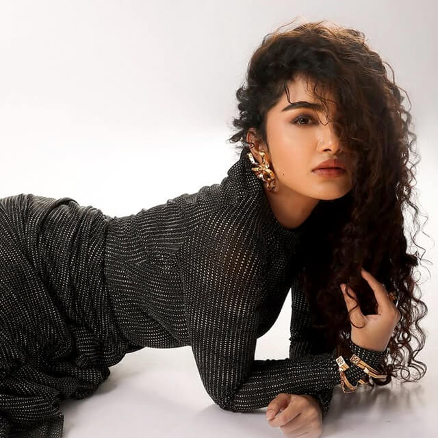 Anupama makes headlines in a spectacular Black Shimmery Gown by ANI