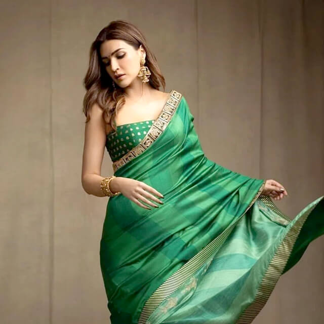 Kriti Sanon demonstrates elegant way to drape a vibrant green saree