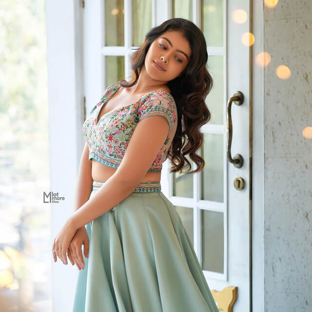 Merin Philip's Stunning Pastel Outfit Breaks the Internet