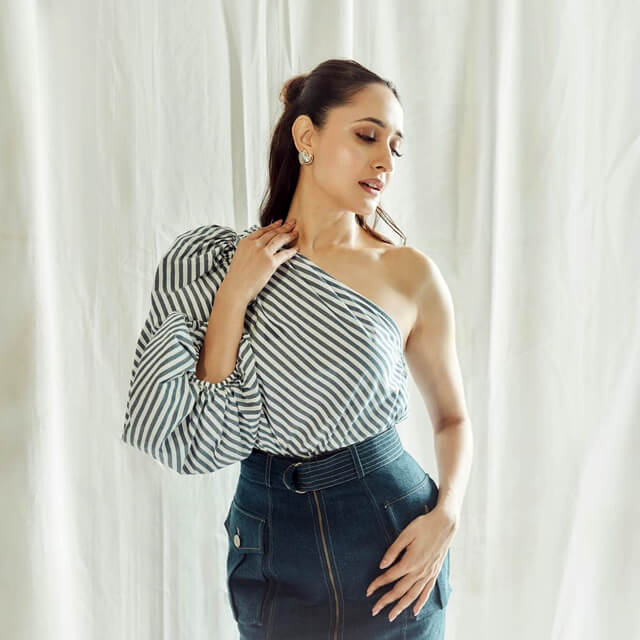 Pragya Jaiswal flaunts a Stylish One-Shoulder Top & a High-Waist Skirt