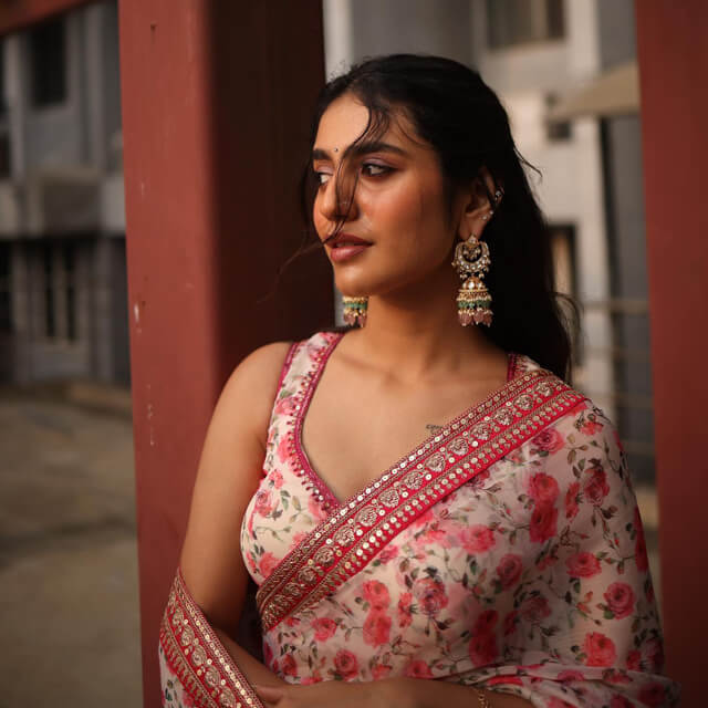 Priya Varrier changes the fashion game with a Floral Saree