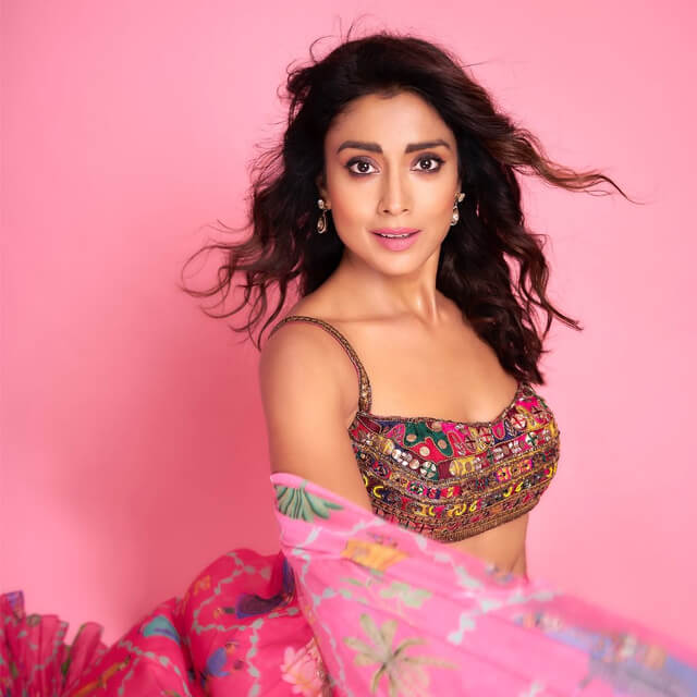 Shriya Saran stuns in an Indo-Western outfit at Lifestyle Asia Diwali