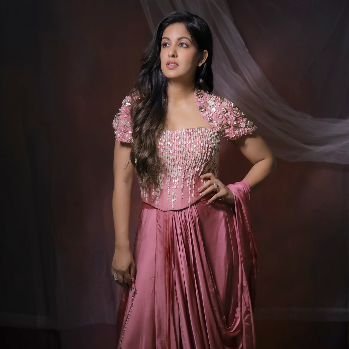 Ishita Dutta's Pink Saree with a Twist