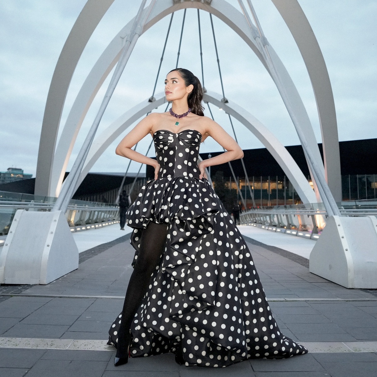 Manushi Chhillar's Gown is not What it Seems Manushi Chhillar's Gown is not What it Seems