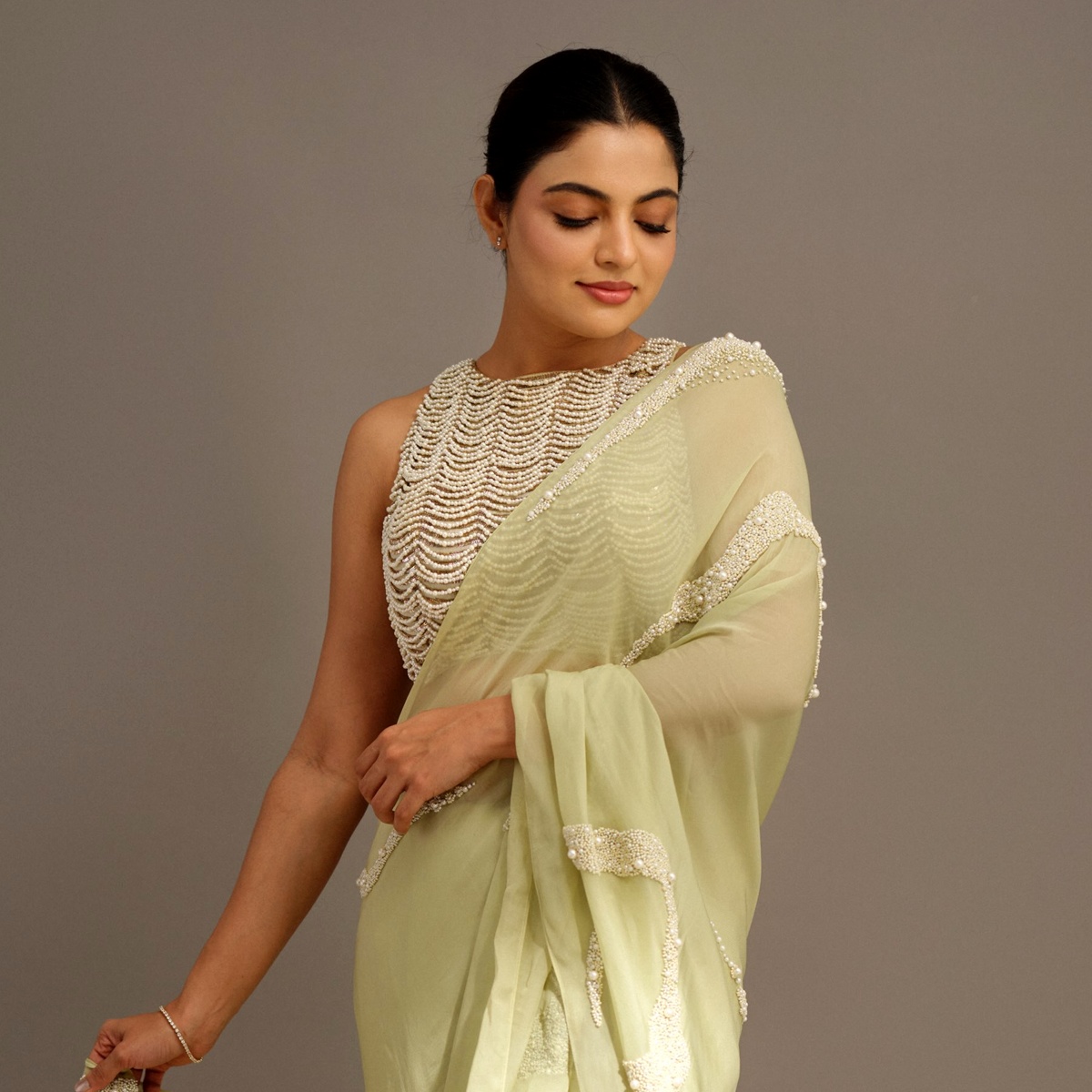 Nikhila Vimal Wears the Most Unexpected Saree Blouse Nikhila Vimal Wears the Most Unexpected Saree Blouse