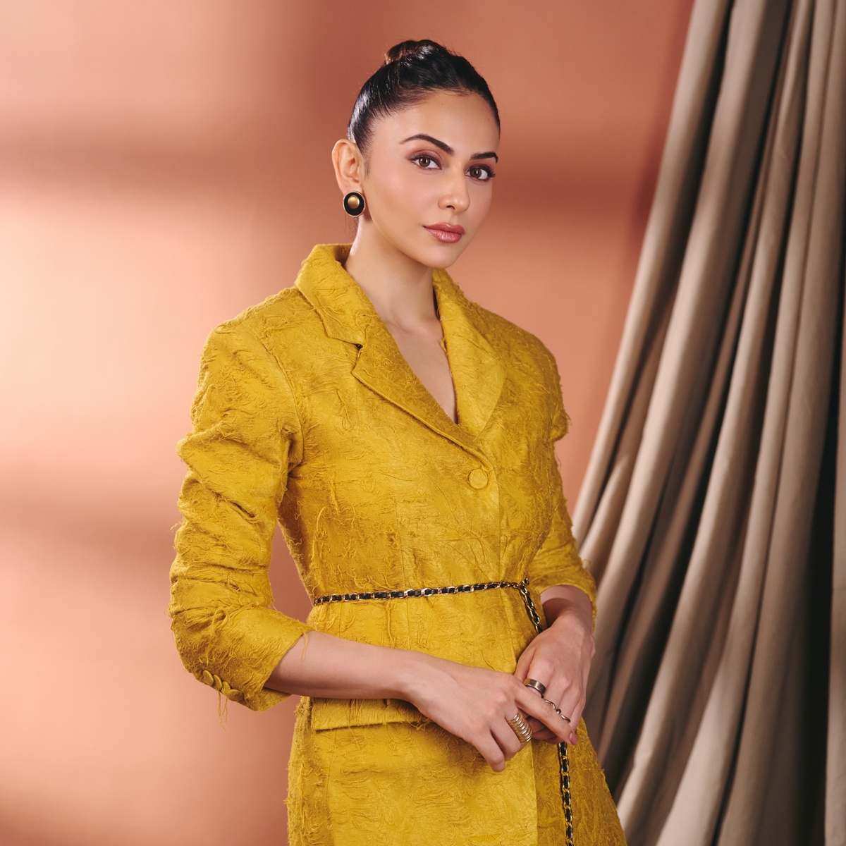 Rakul Preet Singh's Mustard Suit redefines Power Dressing
