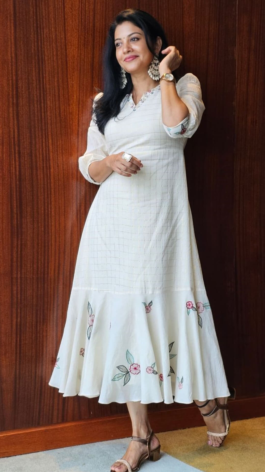 Shivada's looks divine in a traditional outfit for Kerala Piravi